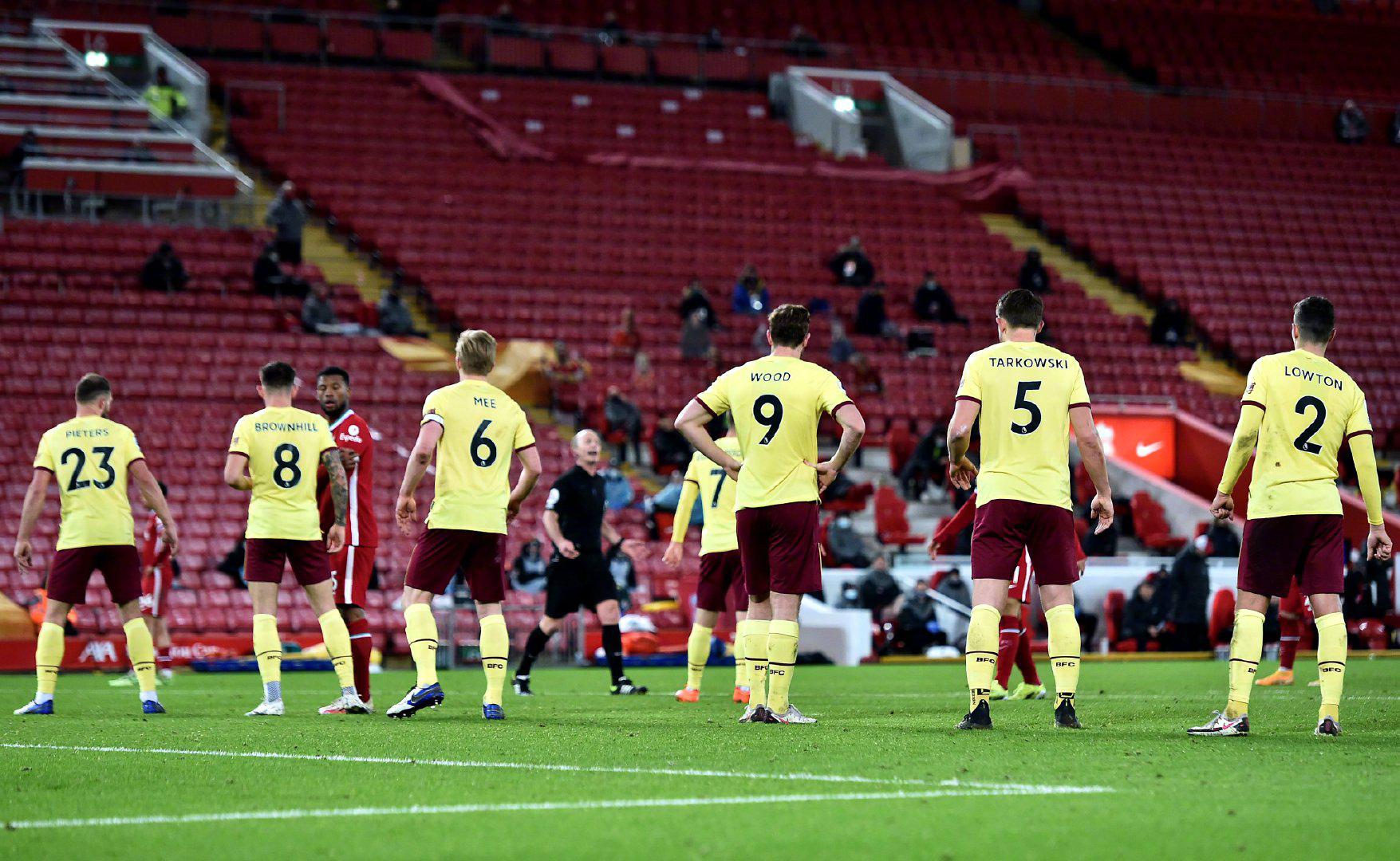 需要各方的 需要各方的